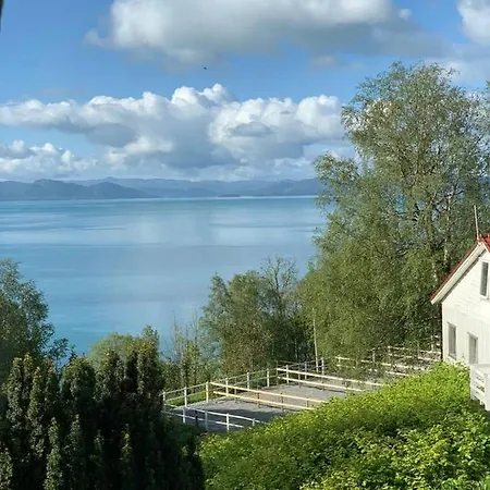 Moldegaard - B Lejlighed *